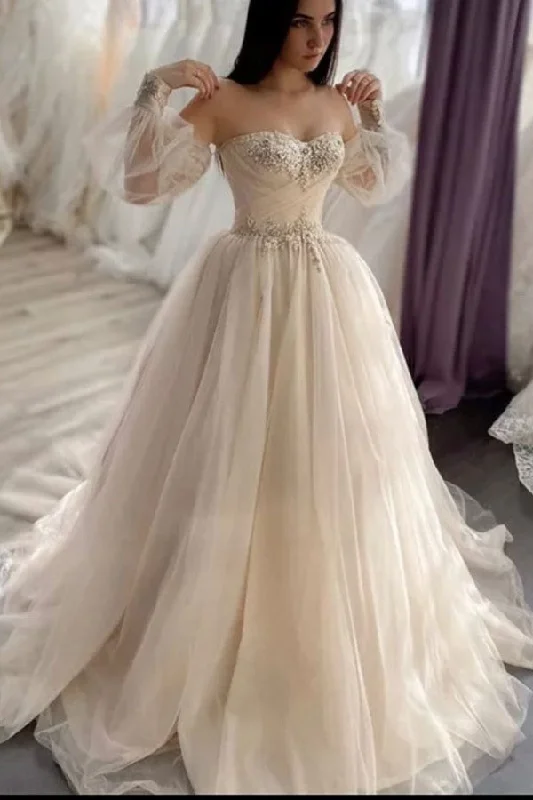 Long Sleeve Sweetheart Backless Wedding Dress With Appliques Lace A-Line Sparkling Bridal Gown