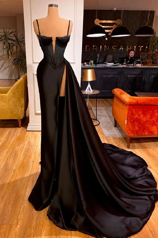 Gorgeous Black Spaghett-Straps Prom Dress With Slit Graduation unclassified dresses