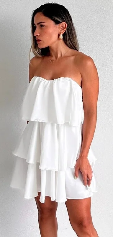 Sensationally Precious White Ruffled Shift Dress Metallic unclassified dresses