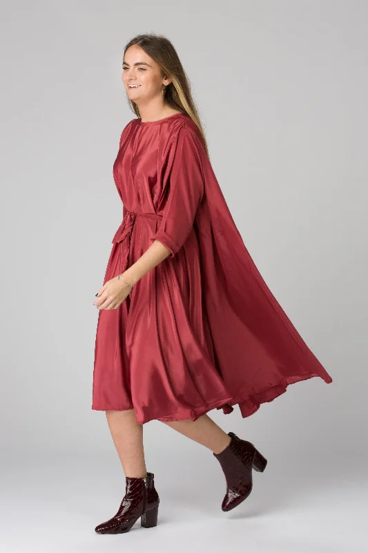 Shunka - Cranberry Crepe Trendy unclassified dresses