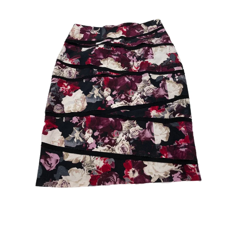 Skirt Mini & Short By White House Black Market  Size: 0 Camo Mini Skirt